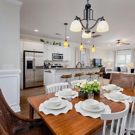 Downtown Wilmington Home ~ Pet Friendly Ngoại thất bức ảnh