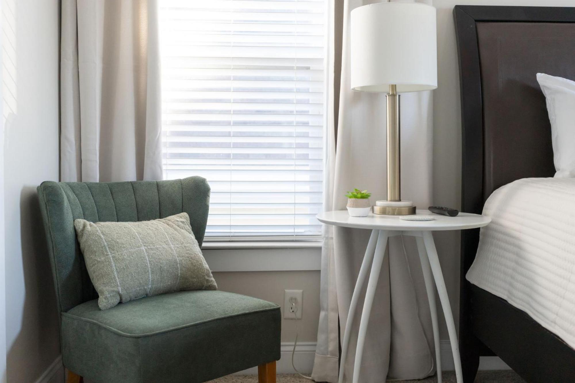 Downtown Wilmington Home ~ Pet Friendly Ngoại thất bức ảnh