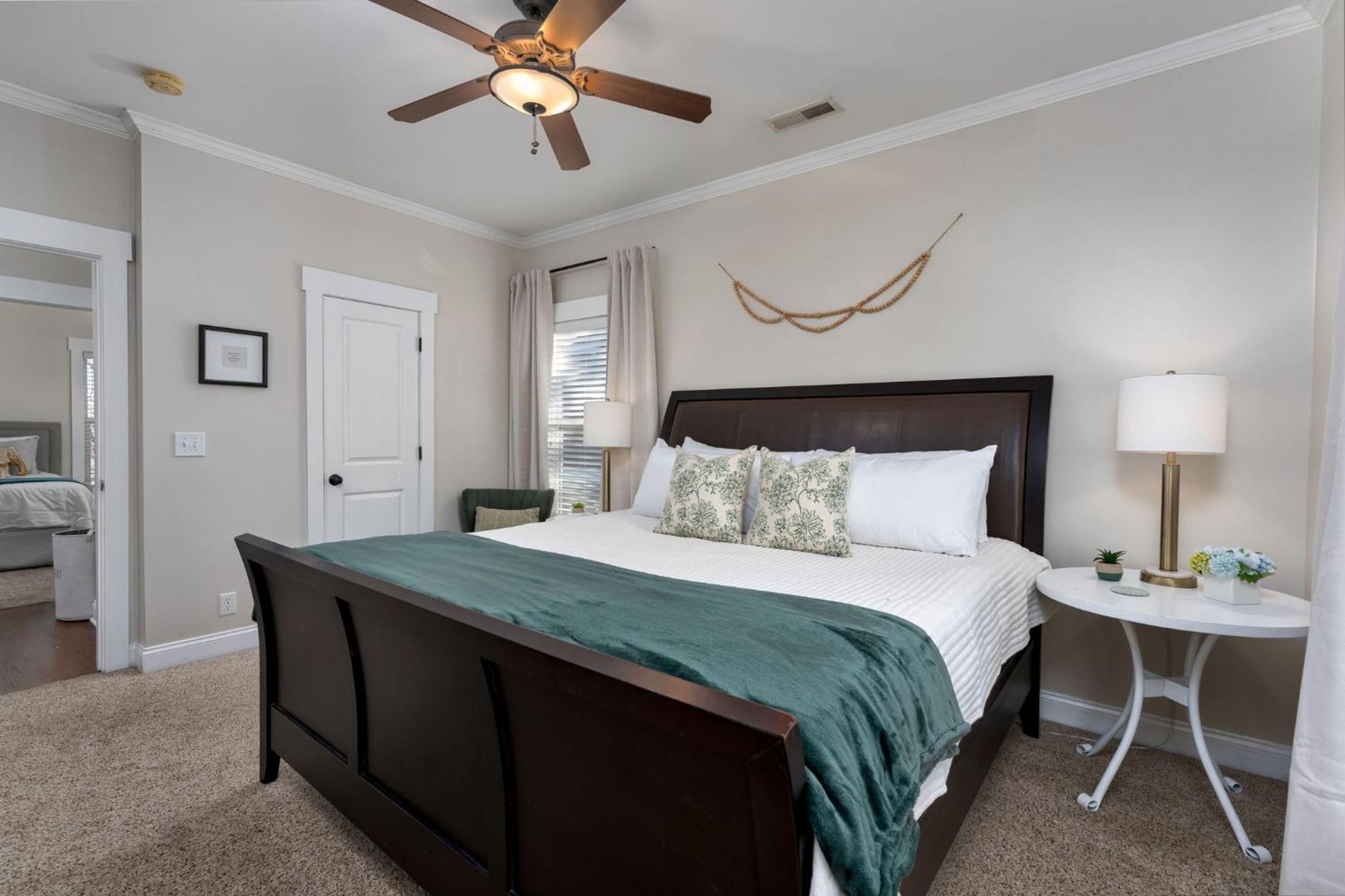 Downtown Wilmington Home ~ Pet Friendly Ngoại thất bức ảnh
