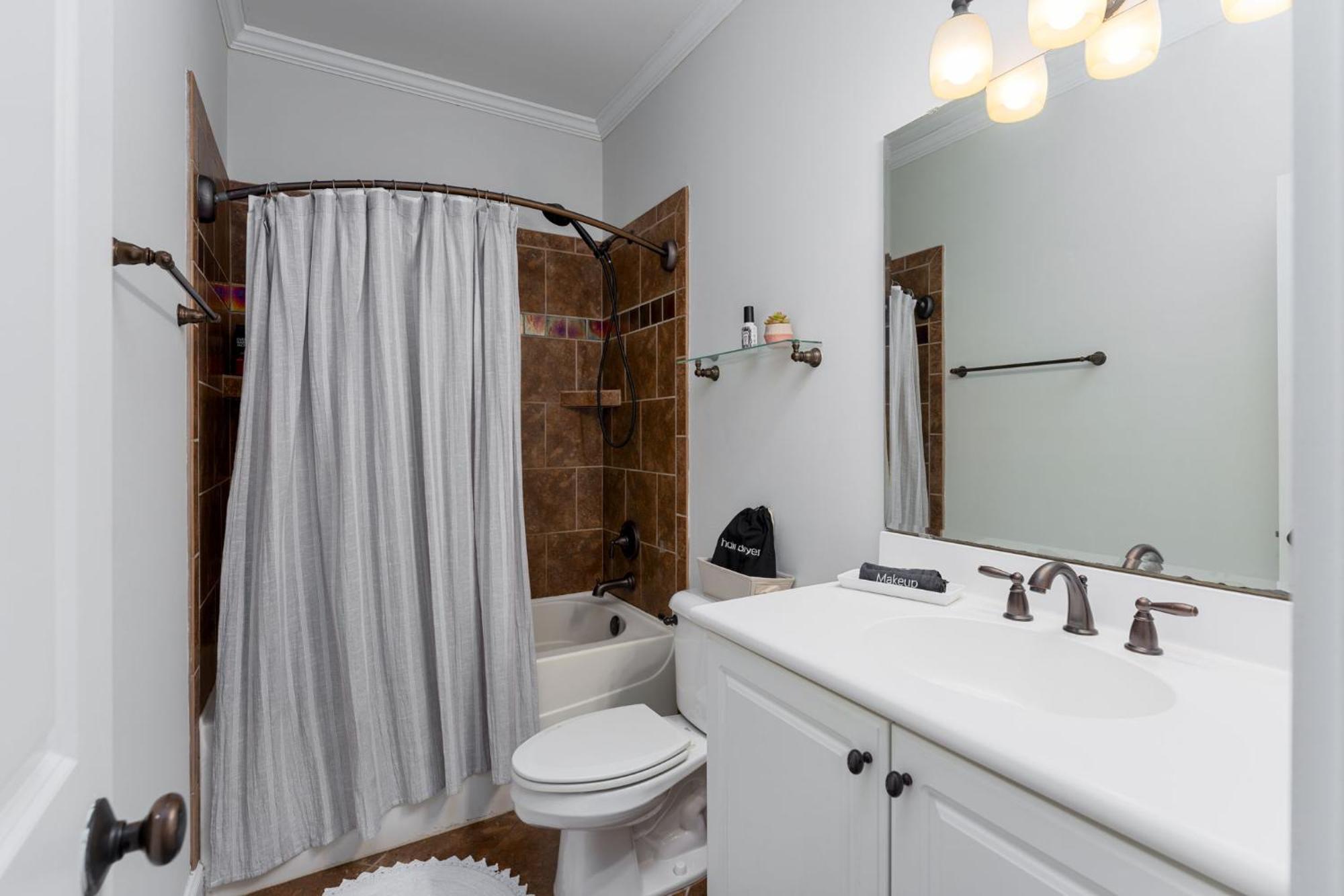Downtown Wilmington Home ~ Pet Friendly Ngoại thất bức ảnh