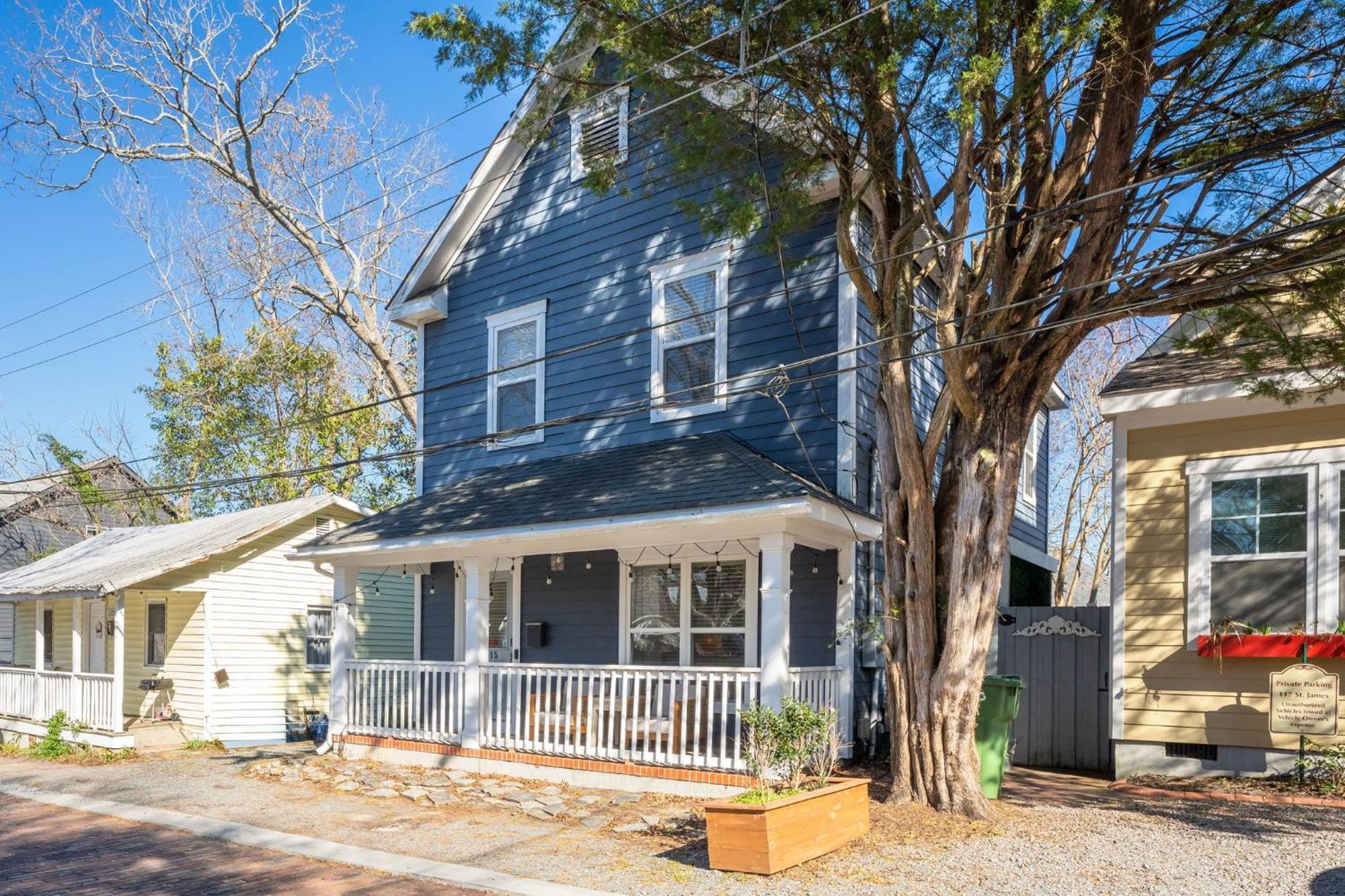 Downtown Wilmington Home ~ Pet Friendly Ngoại thất bức ảnh